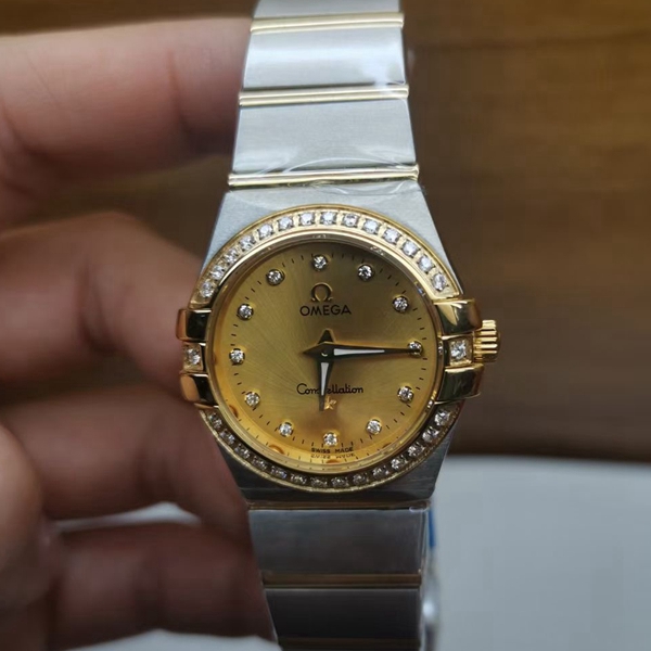 オメガ時計正面デザイン